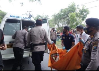 Mayat Seorang Perempun di Temukan.