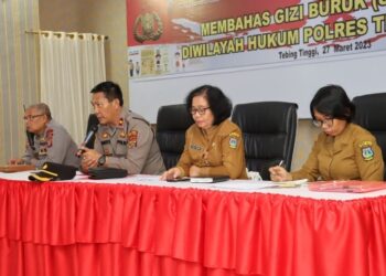 Waka Polres  Pimpin Rapat  Pembahasan Gizi Buruk Bertempat di Aula  Kamtibmas Polres Tebingtinggi.