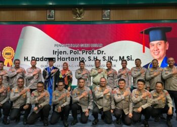 Kapolres Pematang Siantar AKBP Fernando SH, SIK Hadiri Undangan Atas Pengukuhan Irjen Pol Prof Dr.H. Dadang Hartanto SH, SIK.