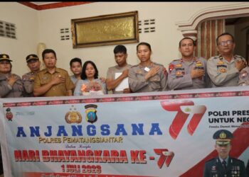 Polres Pematangsiantar Foto Bersama Dalam Kegiatan Anjangsana.