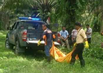 Tim Inafis Polres Tebingtinggi Evakuasi Korban Ke RS.Bhayangkara Tebingtinggi.