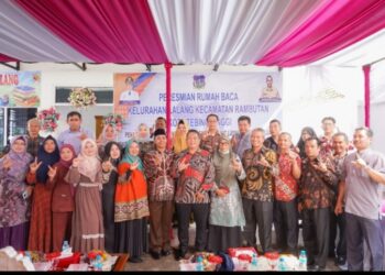 Pj. Walikota Tebingtinggi Drs Syardamani.M.SI Resmikan Rumah Baca di Kelurahan Lalang.