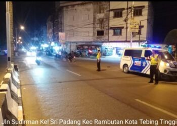 Satlantas Polres Tebingtinggi Lakukan Blue Light Patrol Pada Malam Hari.