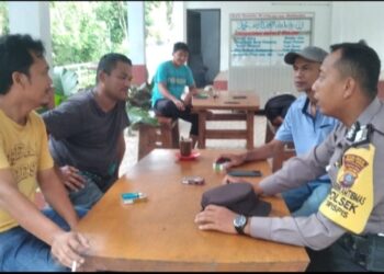 Bhabinkamtibmas Polsek Si Pispis Sambangi Warga.