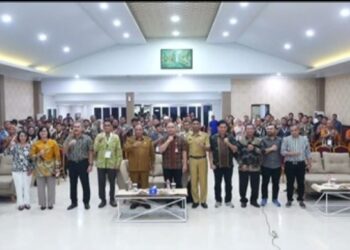 Kepala Dinas Pemberdayaan Masyarakat & Desa, Kependudukan Dan Catatan Sipil Provinsi Sumatera Utara H. Parlindungan Pane, SH., M.Si. Hadiri & Foto Bersama Dalam Pelatihan Peningkatan Kapasitas Aparatur Pemerintahan Desa dan Pengurus Kelembagaan Desa Dengan Direktorat Jenderal Bina Pemerintahan Desa Kementerian Dalam Negeri.