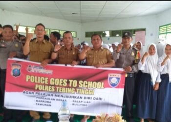 Polsek Dolok Merawan Lakukan Police Goes to School di SMP N 1 Dolok Merawan.