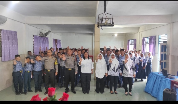 Kapolres Tebingtinggi AKBP
Andreas Tampubolon SIK.MKP Pastikan Bahaya Narkoba Diahami Masyarakat & Seluruh Pelajar.