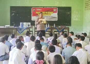 Sat Binmas Polres Tebingtinggi Berikan  Penyuluhan di SMK Budi Nasional di Jalan Lama.