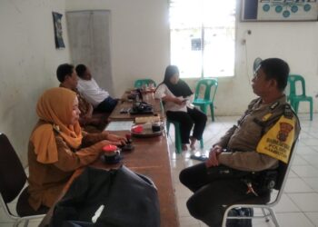 Bhabinkamtibmas Polsek Rambutan Sambangi Ke PPS Keluran Bandar Utama di Jalan Pala Tebingtinggi.