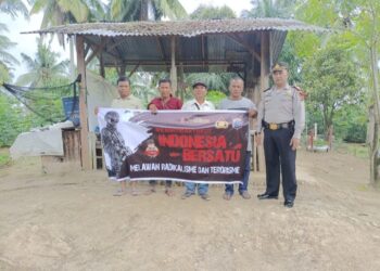 Sat Binmas Polres Tebingtinggi Berikan Himbauan Kepada Masyarakat di Kelurahan Pasar Gambir.