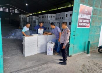 Polres Tebingtinggi Lakukan Pengamanan Logistik Pemilu.