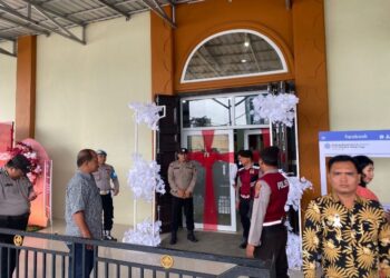 Kabag  Logistik Mewakili Kapolres Hadiri Perayaan Natal Bimas Kriten Kemenag.