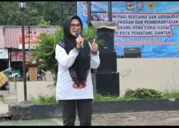Wali Kota Pematang Siantar dr. Susanti Dewayani SpA  Hadiri Serta Memberikan Kata Sambutan di Acara Sosialisasi & Edukasi Guna Meningkatkan Penerimaan Negara Dari Sektor Cukai.