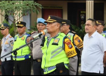 Polres Tebingtinggi Gelar Apel Pengamanan Natal & Tahun Baru di Halaman Polres Jalan Pahlawan Tebingtinggi.