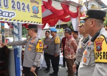 Kapolres Pematang Siantar Dampingi Kapolda Sumut Cek Pos Pengaamanan IV Jalan Sudirman.