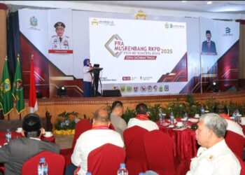 Wali Kota Pematang Siantar dr Susanti Dewayani SpA Memberikan Kata Sambutan di Kegiatan Pra Musrenbang Rencana Kerja Perangkat Daerah  Provinsi Sumatera Utara Zona Dataran Tinggi Tahun 2025.