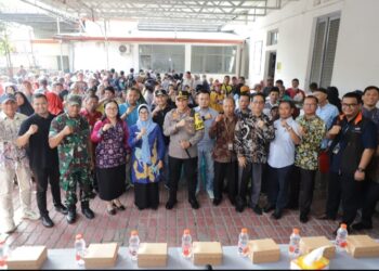 Wali Kota Pematangsiantar dr. Susanti Dewayani SpA Hadiri Launching & Simbolis Penyaluran Bantuan Cadangan Pangan Pemerintah (CPP) Tahun 2024.