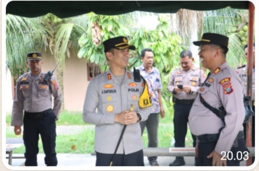 Kapolres Tebingtinggi AKBP. Andreas Luhut Jaya Tampubolon SIK.M.K.P. Cek Kesiapan TPS.