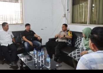 Kapolres Pematangsiantar Koordinasi Dengan KPU Proses Pergeseran Kotak Surat Suara Dari Kelurahan Hingga Kecamatan.