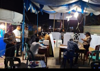 Pamatwil Bersama Kapolsek & Camat Bandar Khalipah Lakukan Monitoring  Ke TPS  di Wilkum Polsek Bandar Khalipah.