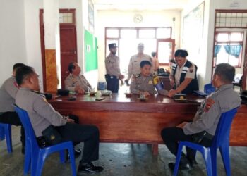 Pasca Pemungutan Suara, Sie Dokkes Polres Pematangsiantar Cek Kesehatan Personel Yang Bertugas Di PPK.