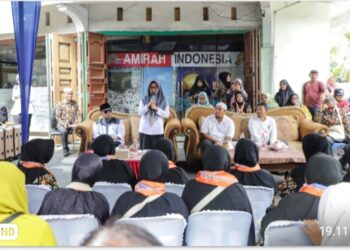 Wali Kota Pematangsiantar dr Susanti Dewayani SpA Memberangkatkan Jamaah Umroh PT Amirah Indonesia Tour.