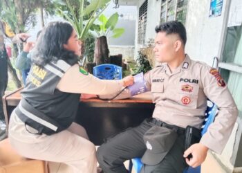 Sie Dokkes Polres Pematangsiantar Patroli Keliling Untuk Memberikan Pelayanan Kesehatan Bagi Personel Yang Bertugas Di PPK.