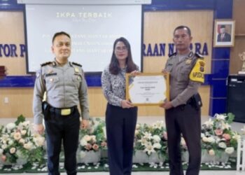 Raih Peringkat Pertama IKPA Terbaik Semester II Tahun 2023 Polres Pematangsiantar Terima Penghargaan Dari KPPN Pematangsiantar.