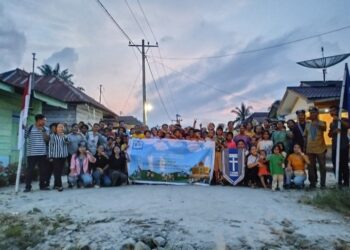 BPC GMKI Pematangsiantar - Simalungun & Anak - Anak  Foto Bersama Seusai Gelar Rumah Belajar Gratis.