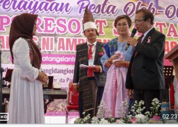 Wali Kota dr. Susanti Hadiri  Pesta Olob Olob GKPS Resort Siantar III, di GKPS Diateitupa.
