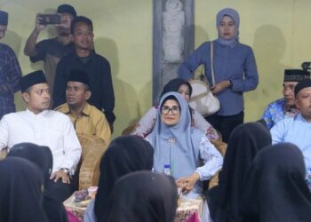Wali Kota Pematangsiantar dr. Susanti Hadiri Peringatan Maulid Nabi Muhamad SAW 1446 H, di Masjid Al Ikhlas Sumber Jaya II.