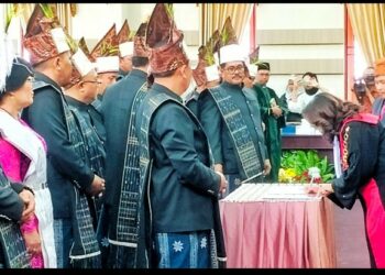 50 Anggota DPRD Simalungun Masa Jabatan 2024 - 2029 Ucapkan Sumpah/Janji.
