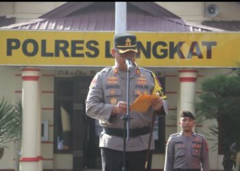Kabag Ops Polres Langkat Pimpin Pengamanan Pelantikan Anggota DPRD Kabupaten Langkat Periode 2024-2029.