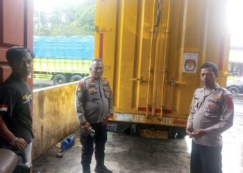 Ops Mantap Praja Toba 2024,Polres Pematangsiantar Lakukan Pengamanan Kedatangan Logistik Pilkada Tahun 2024.