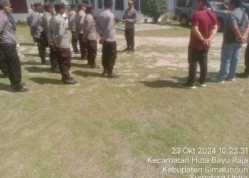 Penjagaan Aksi Unjuk Rasa Dari Polsek Tanah Jawa Polres Simalungun.