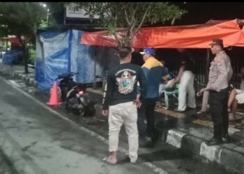 Polsek Parapat Gelar Blue Light Patrol, Jaga Ketertiban Malam & Cegah Kejahatan di Wilayah Wisata Parapat.