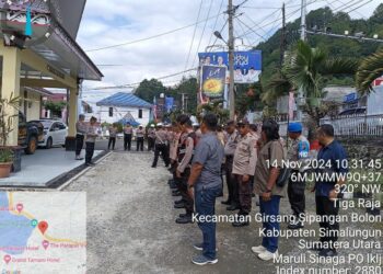 Polri Profesional dalam PAM Event Internasional : Kasat Binmas Polres Simalungun Pimpin Pengamanan Aquabike Toba 2024 di Parapat.