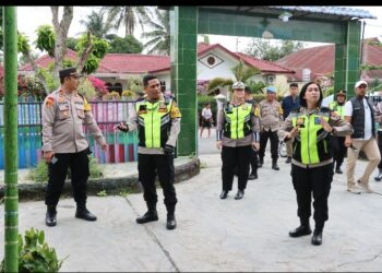 Kapolres Pematangsiantar Didampingi Kompol Sandra Cek Lokasi TPS Dianggap Rawan.