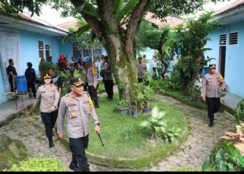 Rapat Pleno Penghitungan Suara Di Kecamatan / PPK, Polres Pematangsiantar Berikan Pengamanan.
