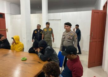 Sat Samapta Polres Siantar Bersama Satpol PP Laksanakan Razia Pekat.