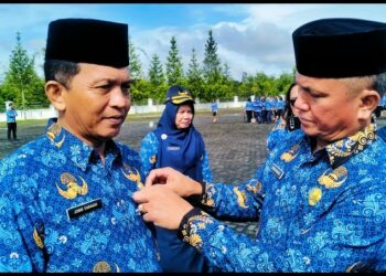 Upacara Hari Kesadaran Nasional & HUT Korpri Ke - 53 Di Kabupaten Simalungun, 107 PNS Terima Penghargaan.