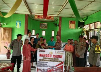 Kapolsek Bosar Maligas Hadiri Ibadah Minggu & Sampaikan Himbauan Kamtibmas di Gereja GKPI Pasar Baru.