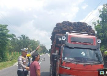 Ops Keselamatan Toba, Kasat Lantas Polres Simalungun Tegaskan Pengawasan Ketat Truk ODOL Jelang Idul Fitri 1446 H.