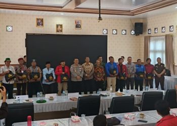 Kapolres Simalungun Gelar Baksos Polri Presisi Bersama Mahasiswa Jelang Ramadhan.