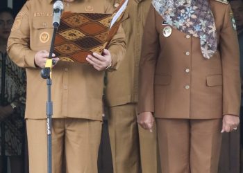 Wali Kota Pematangsiantar Wesly Silalahi, SH, MKn Pertama Kali Pimpin Apel Gabungan di Jajaran  Pemko Pematangsiantar.