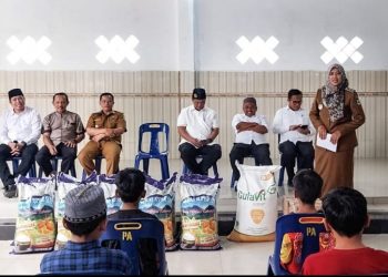 Wakil Wali Kota Pematangsiantar Herlina Bersama Dirut Perumda Tirta Uli Arianto, ST MM & Tim Ramadhan Berbagi Perumda Tirta Uli Kota Pematangsiantar Kunjungi Masjid Al-Fatih di Jalan Senang Tari.