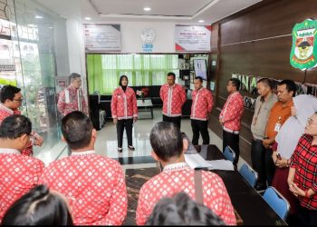 Wakil Wali Kota Pematangsiantar Herlina Lakukan Sidak Ke Sejumlah Satuan Kerja.