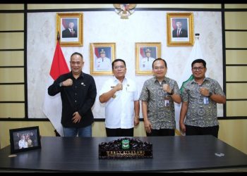 Wali Kota Pematangsiantar Wesly Silalahi, SH, MKn Menerima Audiensi Direktur RSUD dr Djasamen Saragih dr Aulia Sukri Sambas MKM & Kepala BPJS Kesehatan Pematangsiantar dr Kiki Christmar Marbun AAK.