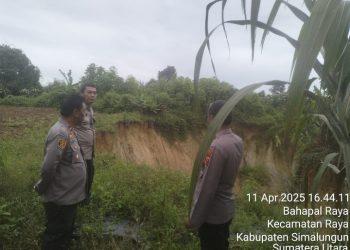 Wakapolres Simalungun Lakukan Pengecekan Kondisi Polsek Raya Antisipasi Longsor.