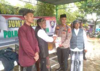 Kapolsek Tanah Jawa Berbagi Berkah di Ponpes Daaruttauhid Ahlillah Simalungun.